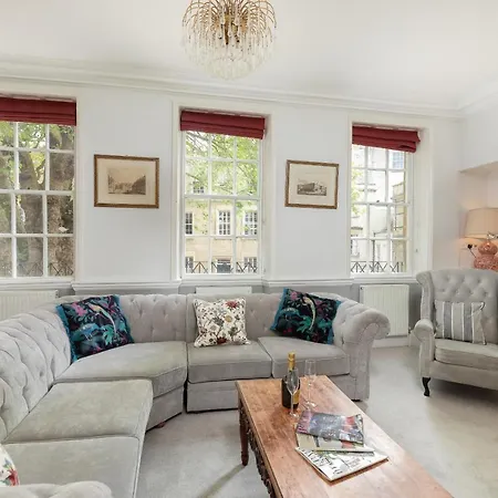 6 Bedroom City Centre Georgian Town House - Abbey & Baths-2 Min Walk Exterior photo
