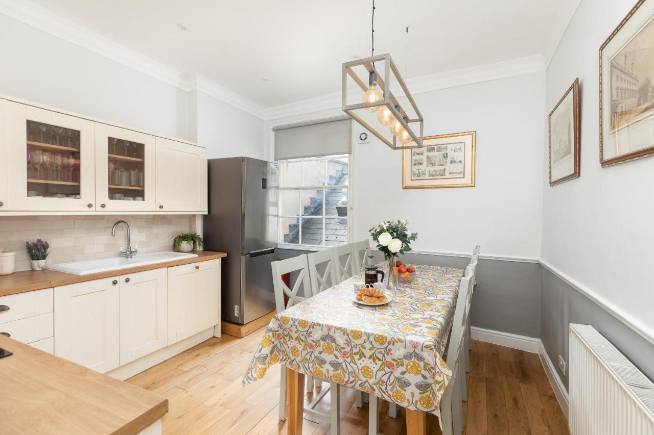 Apartment 6 Bedroom Centre Georgian Town House - Abbey & Baths-2 Min Walk Bath